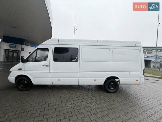 Белый Мерседес Sprinter, объемом двигателя 2.15 л и пробегом 480 тыс. км за 7200 $, фото 14 на Automoto.ua