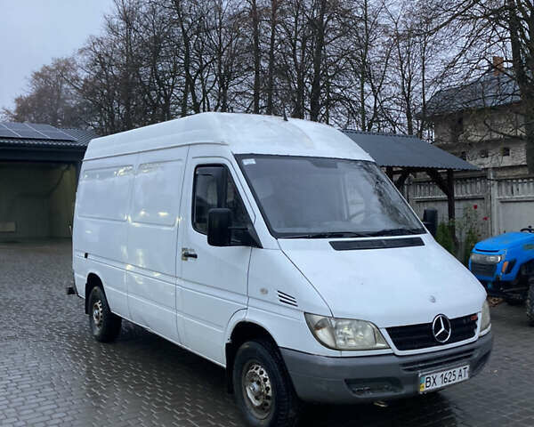 Білий Мерседес Sprinter, об'ємом двигуна 2.15 л та пробігом 490 тис. км за 6200 $, фото 3 на Automoto.ua