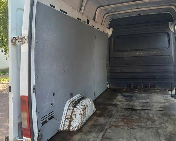 Білий Мерседес Sprinter, об'ємом двигуна 27 л та пробігом 695 тис. км за 8550 $, фото 31 на Automoto.ua