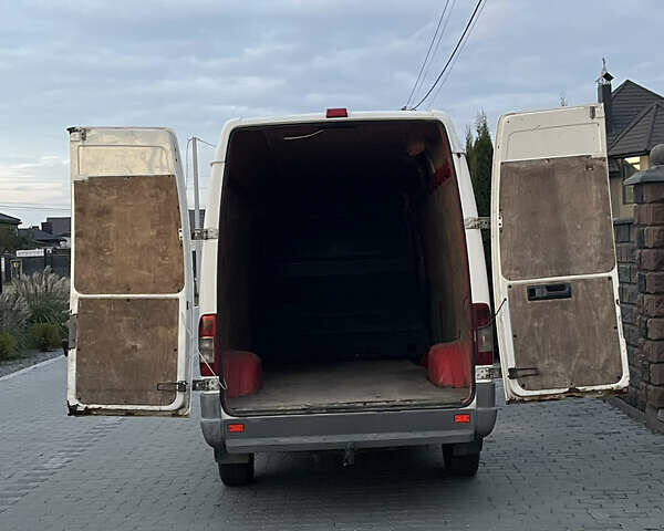 Мерседес Sprinter 2005 в Луцке на Automoto.ua Белый Мерседес Sprinter, объемом двигателя 2.15 л и пробегом 387 тыс. км за 6500 $, фото 6 на Automoto.ua