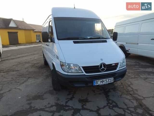 Белый Мерседес Sprinter, объемом двигателя 0 л и пробегом 298 тыс. км за 16500 $, фото 6 на Automoto.ua