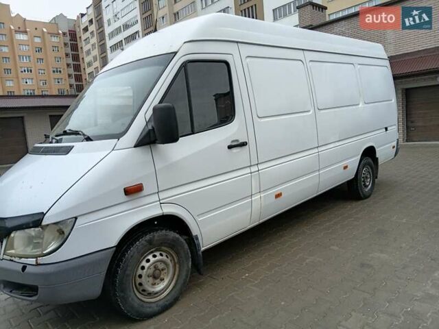 Белый Мерседес Sprinter, объемом двигателя 2.15 л и пробегом 350 тыс. км за 8500 $, фото 6 на Automoto.ua