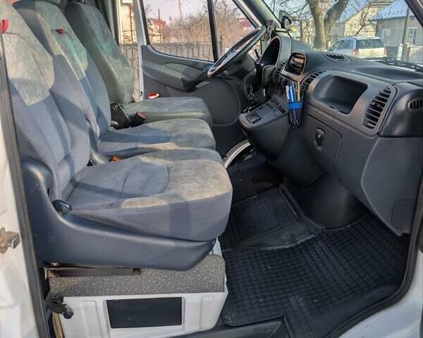 Білий Мерседес Sprinter, об'ємом двигуна 2.7 л та пробігом 200 тис. км за 10900 $, фото 8 на Automoto.ua
