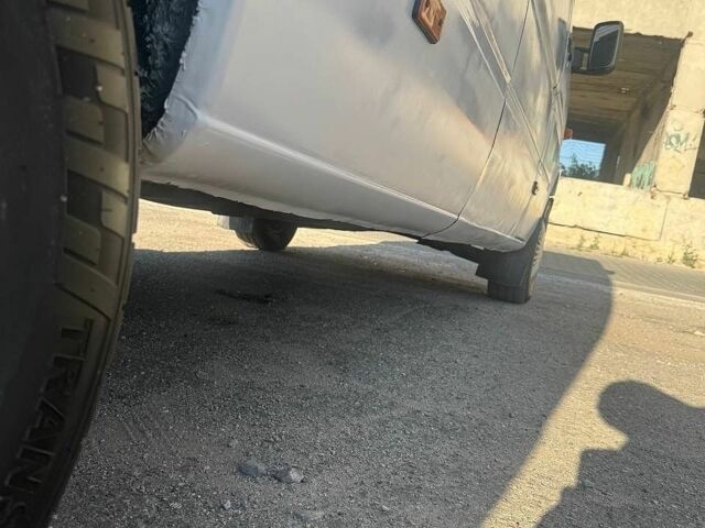 Білий Мерседес Sprinter, об'ємом двигуна 2.1 л та пробігом 500 тис. км за 10500 $, фото 5 на Automoto.ua