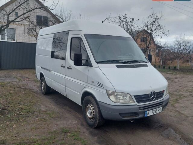 Белый Мерседес Sprinter, объемом двигателя 2.69 л и пробегом 580 тыс. км за 8500 $, фото 5 на Automoto.ua