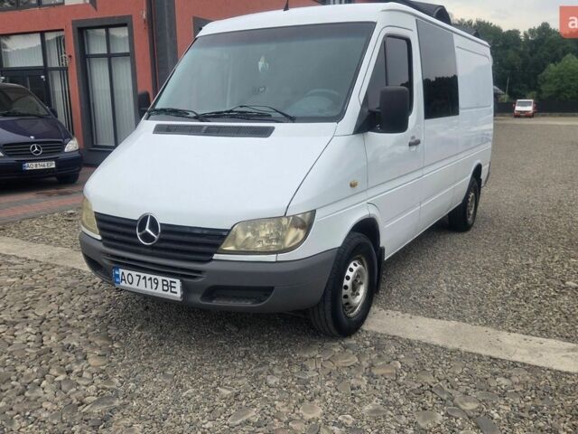 Белый Мерседес Sprinter, объемом двигателя 2.2 л и пробегом 307 тыс. км за 6200 $, фото 6 на Automoto.ua