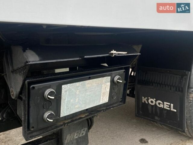 Білий Мерседес Sprinter, об'ємом двигуна 0 л та пробігом 639 тис. км за 12000 $, фото 9 на Automoto.ua