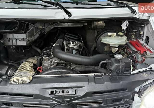 Белый Мерседес Sprinter, объемом двигателя 2.1 л и пробегом 833 тыс. км за 13900 $, фото 20 на Automoto.ua