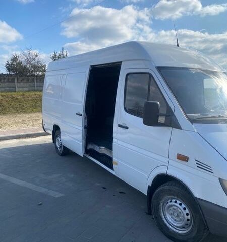 Білий Мерседес Sprinter, об'ємом двигуна 2.2 л та пробігом 642 тис. км за 9500 $, фото 9 на Automoto.ua