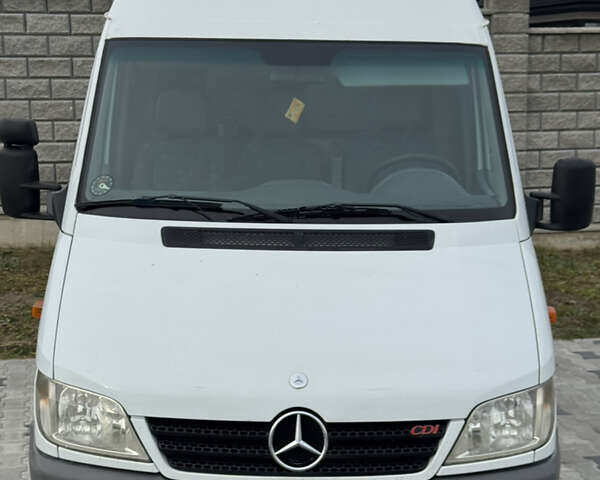 Білий Мерседес Sprinter, об'ємом двигуна 2.69 л та пробігом 427 тис. км за 15100 $, фото 3 на Automoto.ua