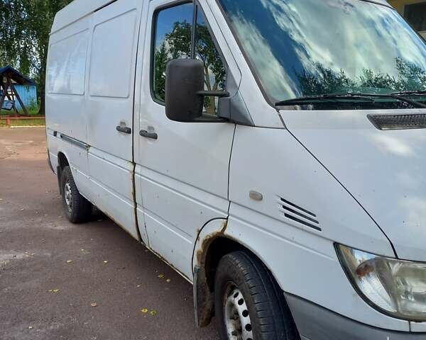 Білий Мерседес Sprinter, об'ємом двигуна 27 л та пробігом 695 тис. км за 8550 $, фото 3 на Automoto.ua
