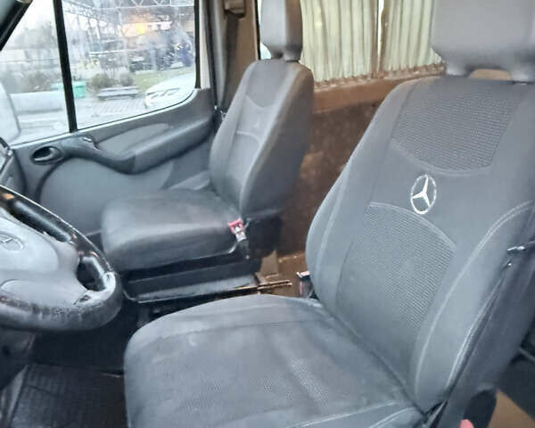 Білий Мерседес Sprinter, об'ємом двигуна 2.2 л та пробігом 530 тис. км за 6999 $, фото 19 на Automoto.ua