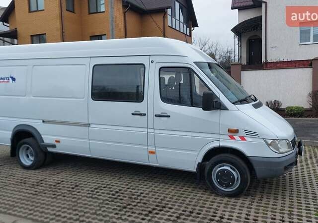 Белый Мерседес Sprinter, объемом двигателя 2.7 л и пробегом 538 тыс. км за 16999 $, фото 11 на Automoto.ua