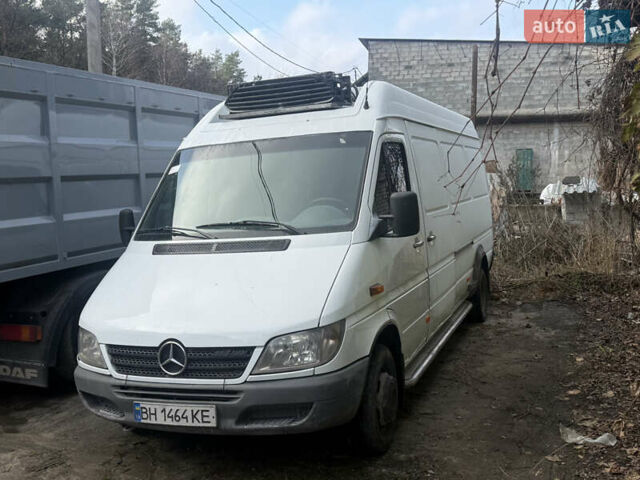 Білий Мерседес Sprinter, об'ємом двигуна 2.2 л та пробігом 921 тис. км за 15000 $, фото 2 на Automoto.ua