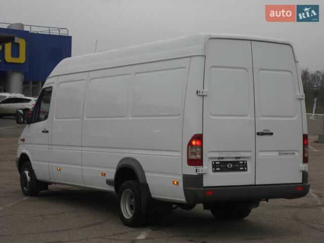 Белый Мерседес Sprinter, объемом двигателя 2.7 л и пробегом 500 тыс. км за 18500 $, фото 7 на Automoto.ua