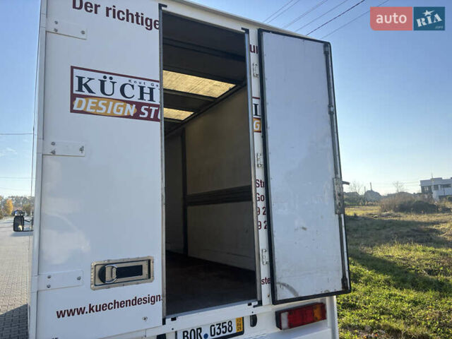 Білий Мерседес Sprinter, об'ємом двигуна 2.7 л та пробігом 198 тис. км за 18500 $, фото 36 на Automoto.ua