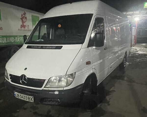 Білий Мерседес Sprinter, об'ємом двигуна 2.69 л та пробігом 617 тис. км за 10900 $, фото 2 на Automoto.ua