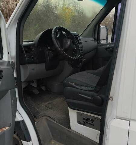 Белый Мерседес Sprinter, объемом двигателя 0 л и пробегом 540 тыс. км за 10600 $, фото 7 на Automoto.ua