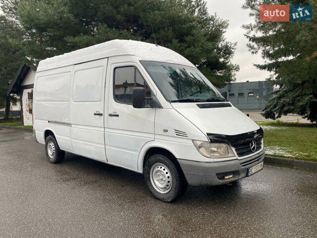 Білий Мерседес Sprinter, об'ємом двигуна 2.2 л та пробігом 390 тис. км за 6999 $, фото 31 на Automoto.ua