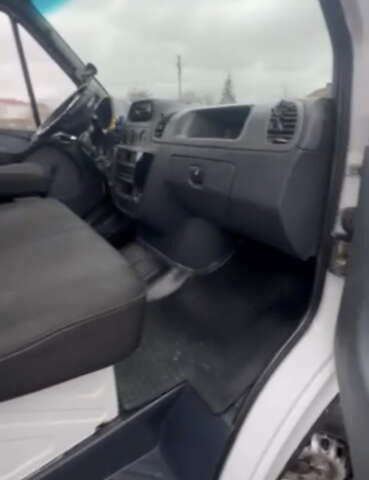 Білий Мерседес Sprinter, об'ємом двигуна 2.15 л та пробігом 600 тис. км за 10750 $, фото 38 на Automoto.ua