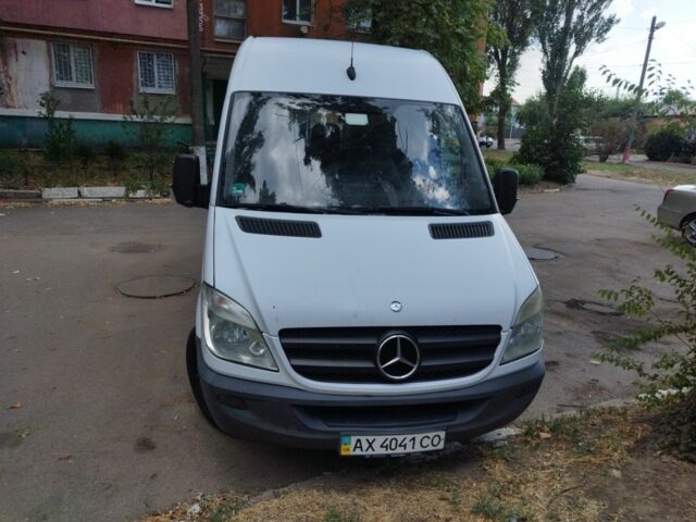 Білий Мерседес Sprinter, об'ємом двигуна 2.2 л та пробігом 243 тис. км за 7500 $, фото 1 на Automoto.ua
