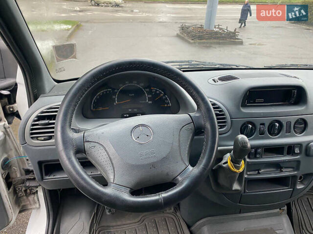 Білий Мерседес Sprinter, об'ємом двигуна 2.2 л та пробігом 390 тис. км за 6999 $, фото 40 на Automoto.ua