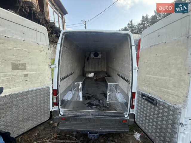 Білий Мерседес Sprinter, об'ємом двигуна 2.2 л та пробігом 921 тис. км за 15000 $, фото 10 на Automoto.ua