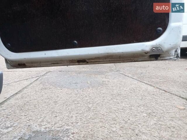 Білий Мерседес Sprinter, об'ємом двигуна 0 л та пробігом 182 тис. км за 15800 $, фото 17 на Automoto.ua