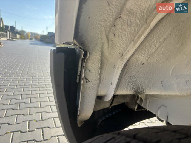 Білий Мерседес Sprinter, об'ємом двигуна 2.7 л та пробігом 198 тис. км за 18500 $, фото 17 на Automoto.ua