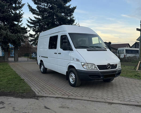 Білий Мерседес Sprinter, об'ємом двигуна 2.2 л та пробігом 351 тис. км за 10700 $, фото 4 на Automoto.ua