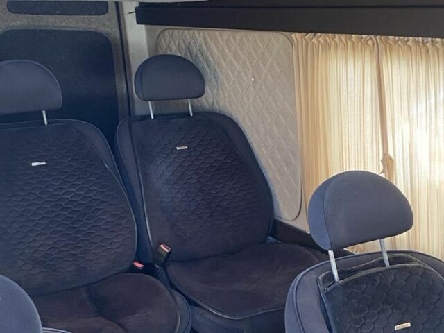 Белый Мерседес Sprinter, объемом двигателя 2.2 л и пробегом 200 тыс. км за 9700 $, фото 9 на Automoto.ua