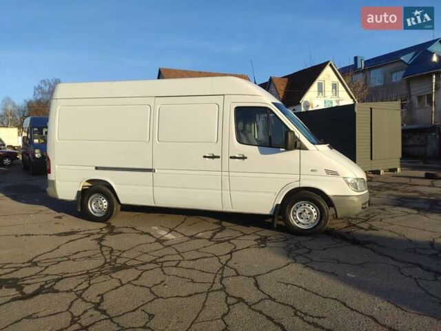 Белый Мерседес Sprinter, объемом двигателя 0 л и пробегом 260 тыс. км за 15500 $, фото 21 на Automoto.ua