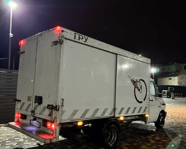 Білий Мерседес Sprinter, об'ємом двигуна 2.7 л та пробігом 387 тис. км за 12500 $, фото 5 на Automoto.ua