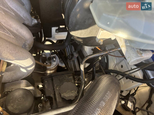 Білий Мерседес Sprinter, об'ємом двигуна 2.7 л та пробігом 198 тис. км за 18500 $, фото 31 на Automoto.ua