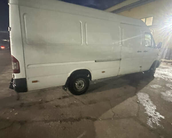 Білий Мерседес Sprinter, об'ємом двигуна 2.69 л та пробігом 617 тис. км за 10900 $, фото 5 на Automoto.ua