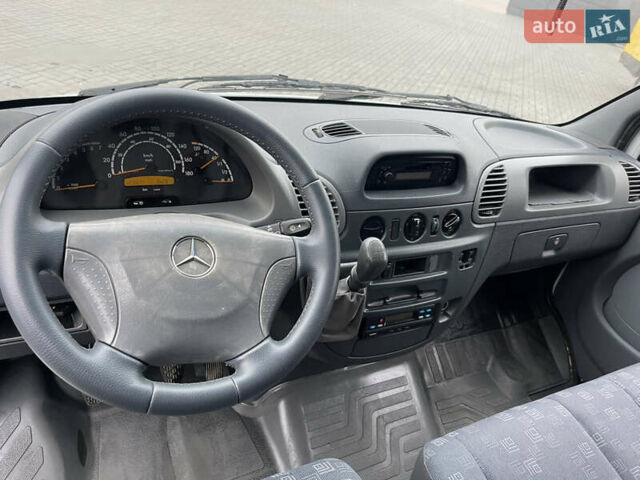 Белый Мерседес Sprinter, объемом двигателя 2.2 л и пробегом 327 тыс. км за 14800 $, фото 15 на Automoto.ua