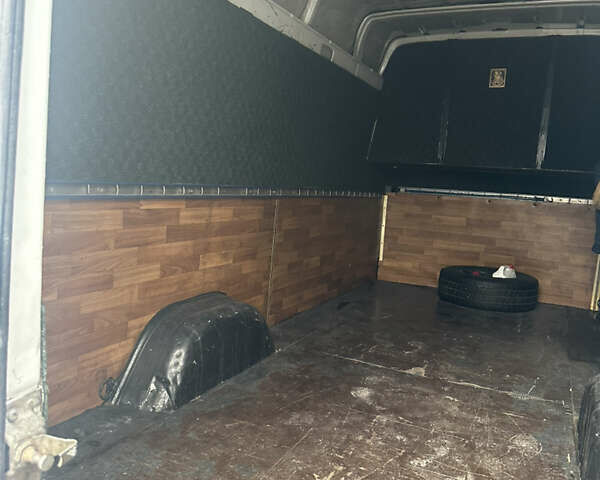 Білий Мерседес Sprinter, об'ємом двигуна 2.15 л та пробігом 600 тис. км за 10750 $, фото 24 на Automoto.ua