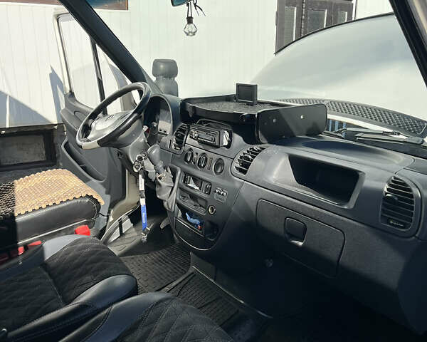 Білий Мерседес Sprinter, об'ємом двигуна 2.15 л та пробігом 825 тис. км за 6200 $, фото 11 на Automoto.ua