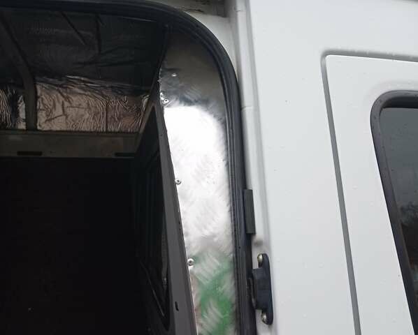Білий Мерседес Sprinter, об'ємом двигуна 0 л та пробігом 182 тис. км за 15800 $, фото 34 на Automoto.ua
