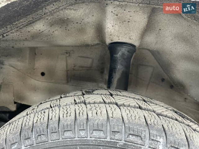 Белый Мерседес Sprinter, объемом двигателя 2.2 л и пробегом 327 тыс. км за 14800 $, фото 21 на Automoto.ua