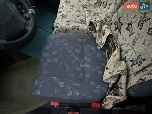 Білий Мерседес Sprinter, об'ємом двигуна 2.1 л та пробігом 460 тис. км за 10800 $, фото 10 на Automoto.ua