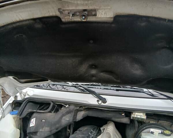 Білий Мерседес Sprinter, об'ємом двигуна 2.69 л та пробігом 292 тис. км за 19500 $, фото 70 на Automoto.ua