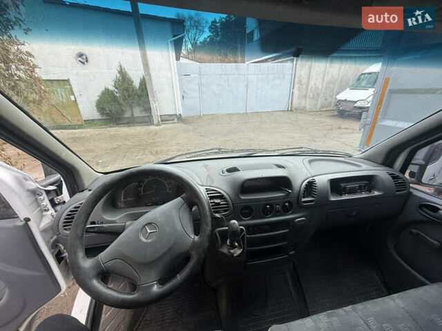 Білий Мерседес Sprinter, об'ємом двигуна 2.2 л та пробігом 921 тис. км за 15000 $, фото 13 на Automoto.ua