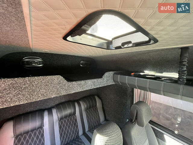 Білий Мерседес Sprinter, об'ємом двигуна 2.15 л та пробігом 825 тис. км за 6200 $, фото 17 на Automoto.ua