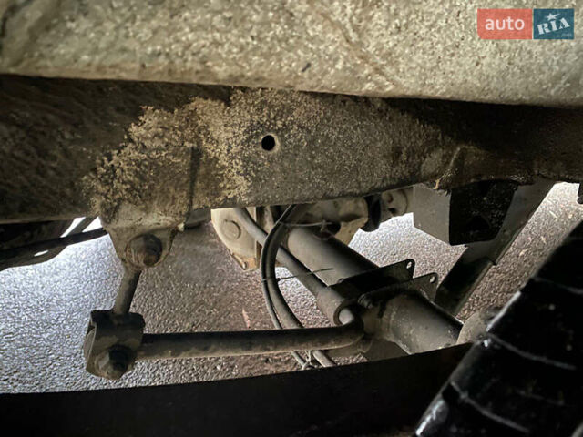 Білий Мерседес Sprinter, об'ємом двигуна 2.2 л та пробігом 390 тис. км за 6999 $, фото 46 на Automoto.ua