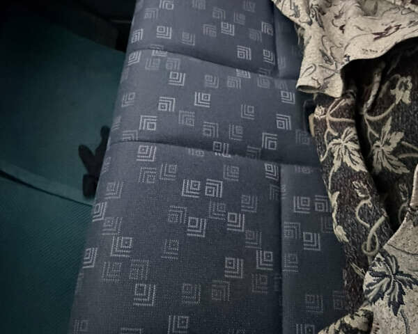 Білий Мерседес Sprinter, об'ємом двигуна 2.1 л та пробігом 460 тис. км за 10800 $, фото 12 на Automoto.ua