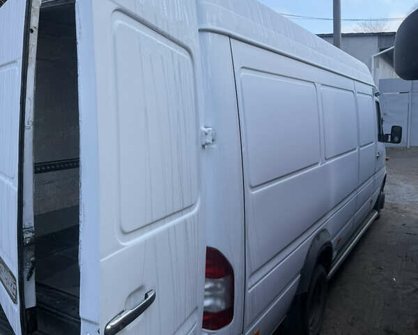 Білий Мерседес Sprinter, об'ємом двигуна 2.2 л та пробігом 921 тис. км за 15000 $, фото 6 на Automoto.ua