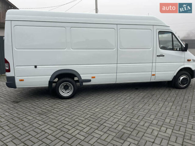 Белый Мерседес Sprinter, объемом двигателя 2.2 л и пробегом 327 тыс. км за 14800 $, фото 8 на Automoto.ua