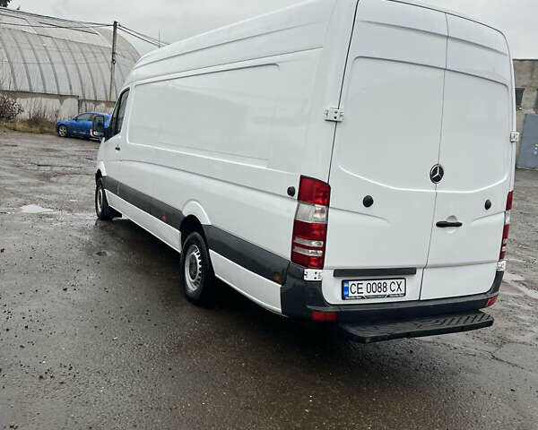 Белый Мерседес Sprinter, объемом двигателя 2.15 л и пробегом 226 тыс. км за 15355 $, фото 5 на Automoto.ua