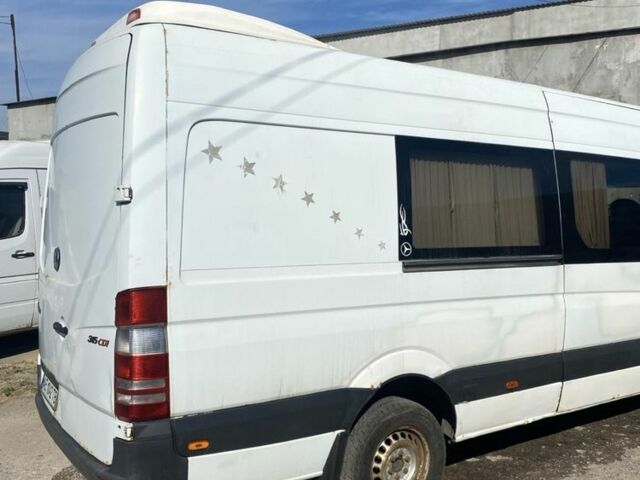 Белый Мерседес Sprinter, объемом двигателя 2.2 л и пробегом 200 тыс. км за 9700 $, фото 1 на Automoto.ua